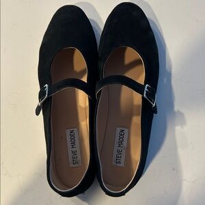 Steve Madden Classic Black Buckle Flats
